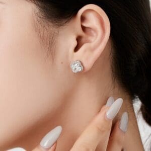 Deluxe Zirconia Clover Earrings