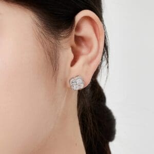 Deluxe Zirconia Clover Earrings